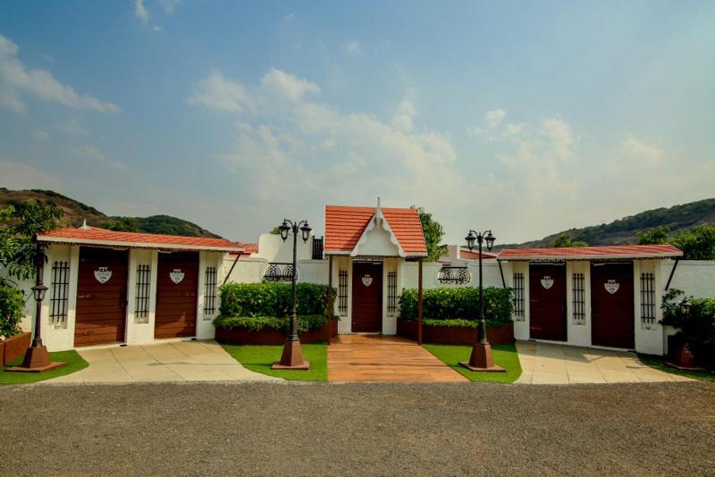 Nostravila Lonavala Esterno foto
